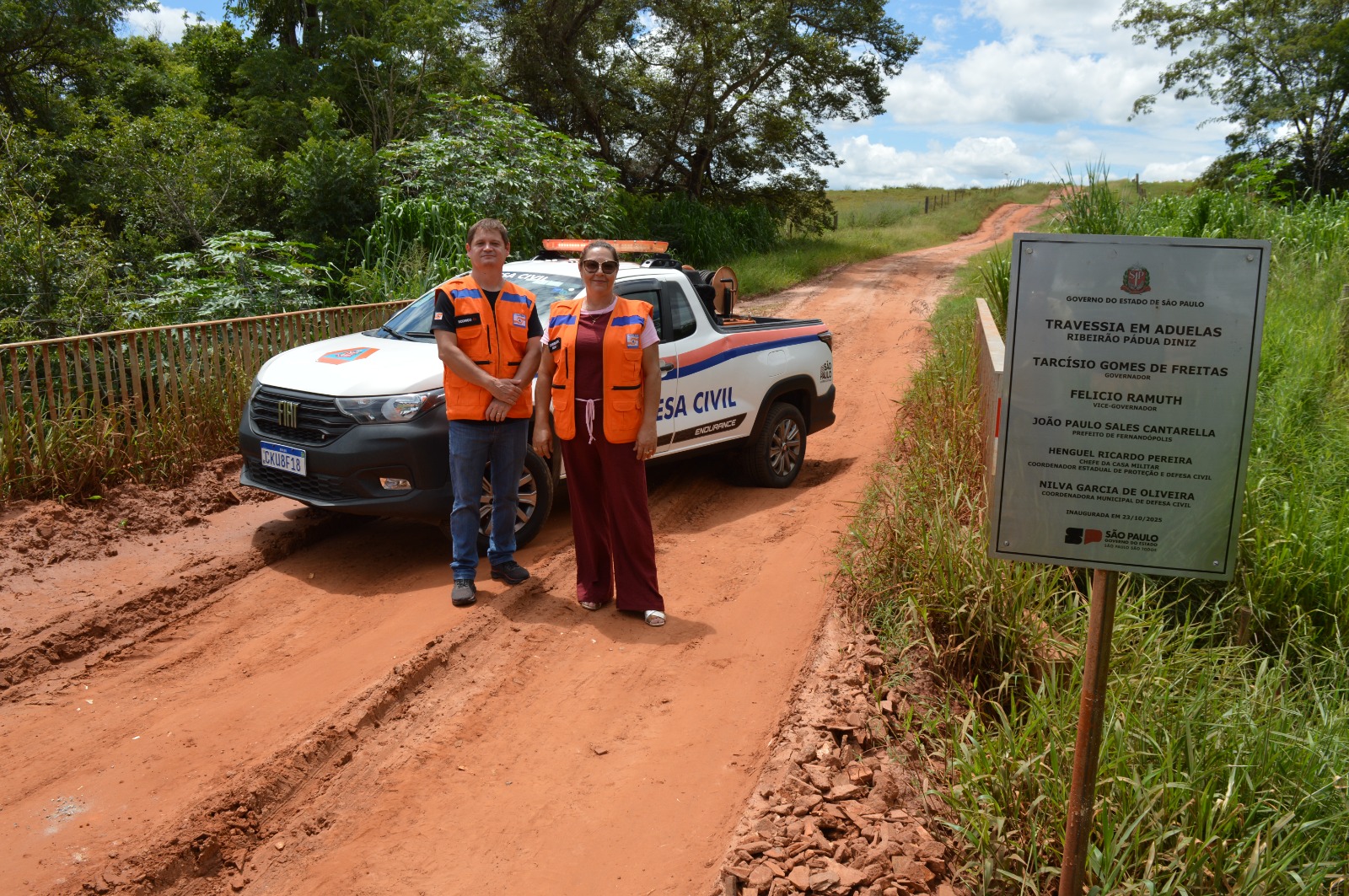 Nova ponte na estrada da Água Limpa é inaugurada
